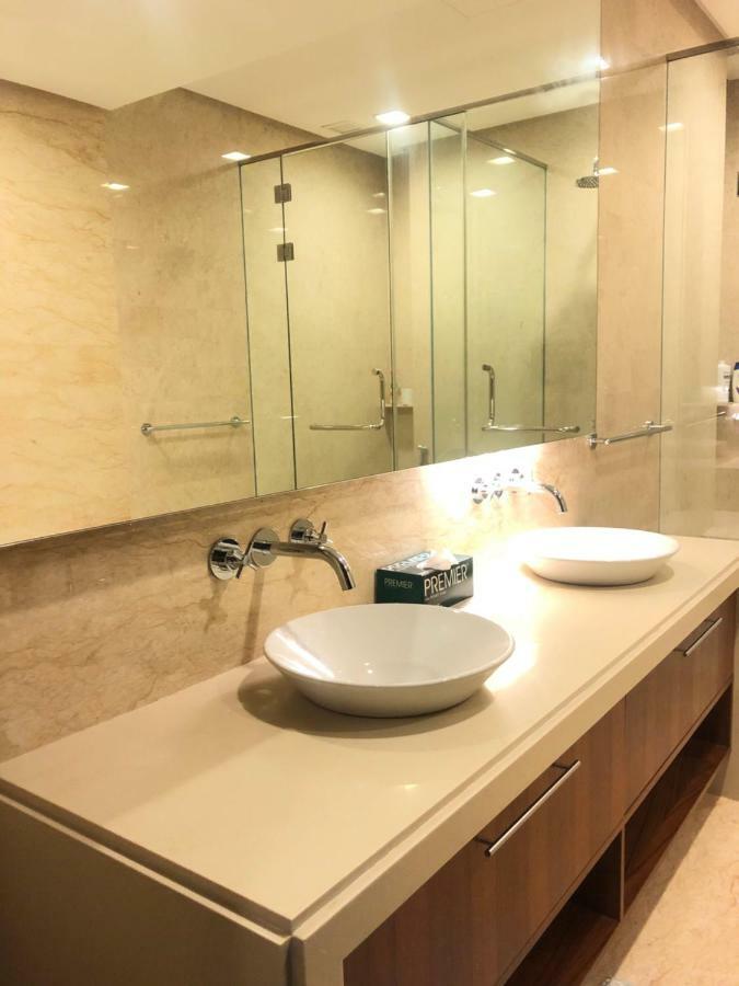 The Suites At Waterside Straits Quay By Plush Bagan Jermal 部屋 写真